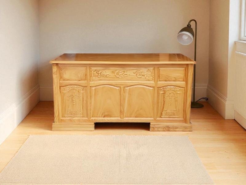 Bàn Làm Việc Văn Phòng Tại TPHCM: Hướng Dẫn Chọn Mua Và Các Mẫu Đẹp Nhất 2025 19 Bàn Làm Việc Văn Phòng Tại TPHCM 01