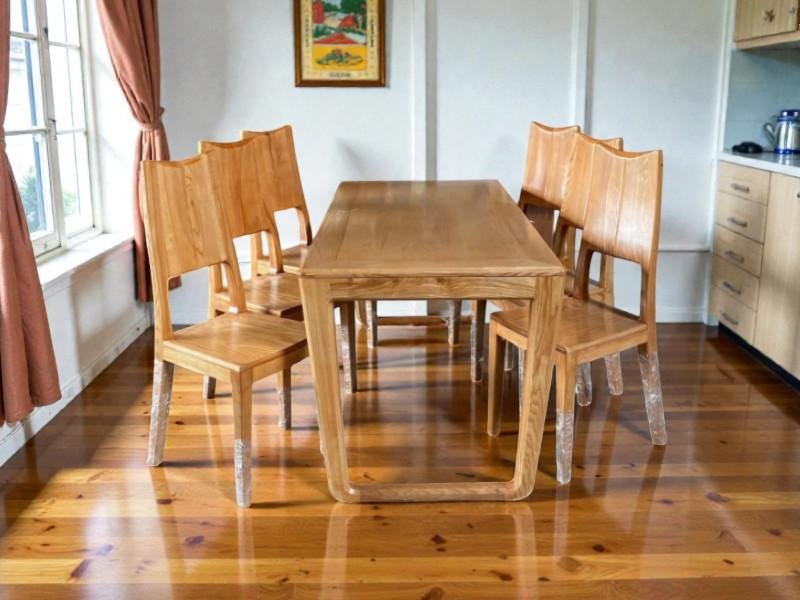 Bộ bàn ăn gỗ tự nhiên đẹp