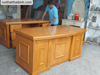 7 món đồ nên có trên bàn làm việc