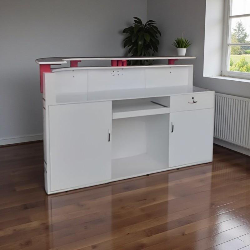 Chất liệu gỗ MDF lõi xanh chống nước cho quầy tiếp tân 1m8