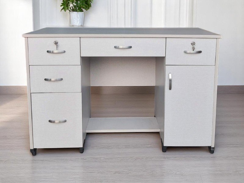 6 loại bàn làm việc phù hợp cho văn phòng hiện đại