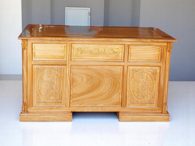 7 lý do nên chọn bàn làm việc gỗ tự nhiên