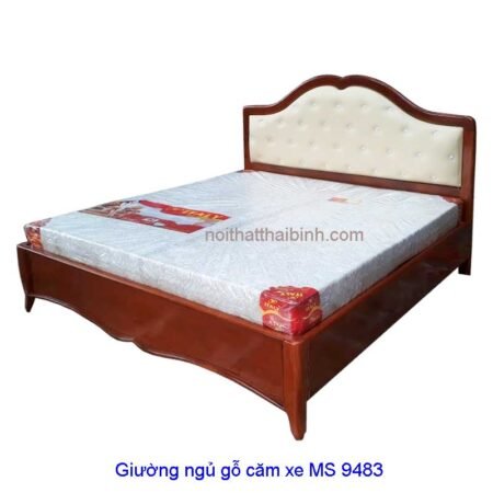 Giường ngủ gỗ căm xe MS 9483 Giá 1m8 = 17.000.000