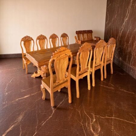 Cách xử lý bàn ăn gỗ bị trầy xước