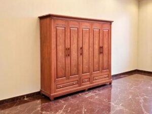 Mẹo giữ tủ quần áo không mốc