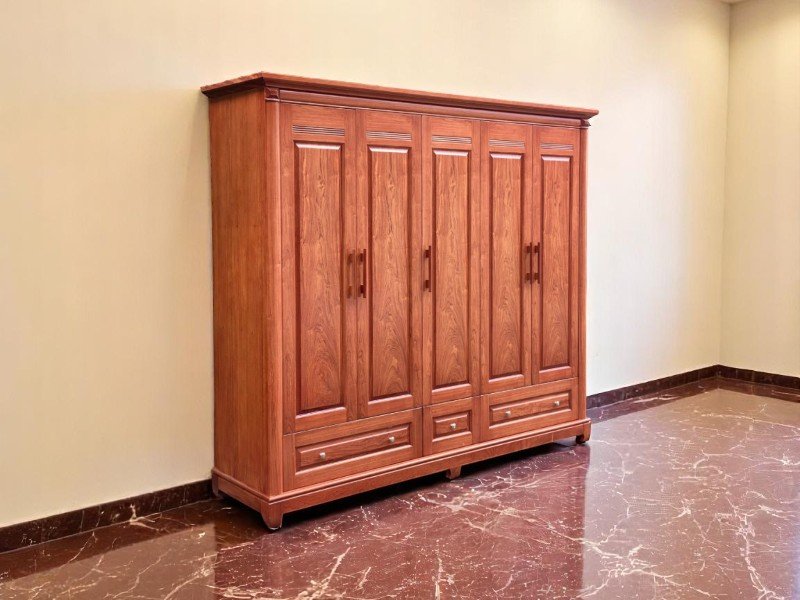 Mẹo giữ tủ quần áo không mốc