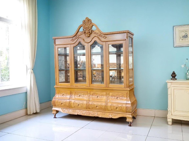 5 lưu ý khi kê tủ rượu cạnh cửa