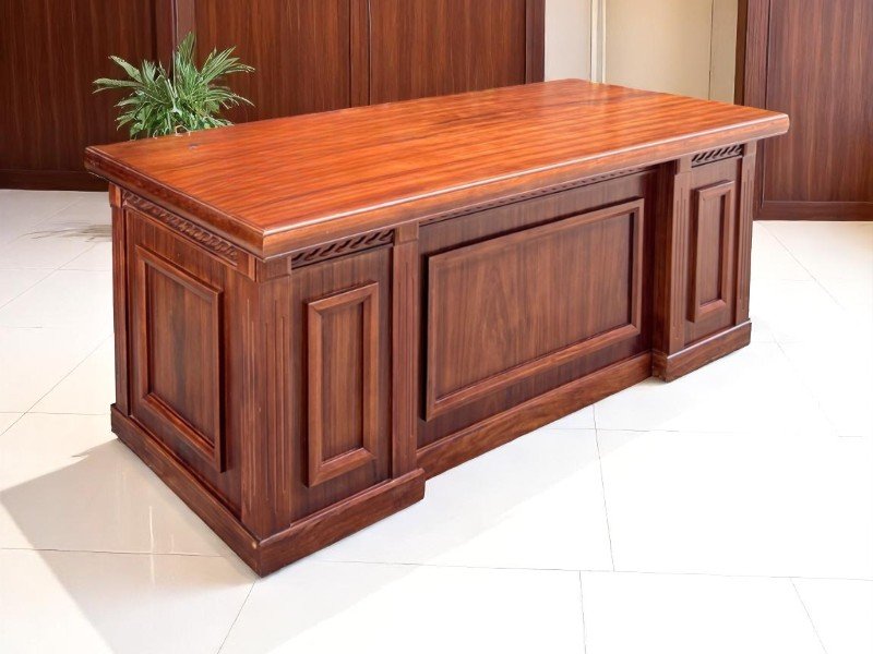Bàn làm việc có ngăn kéo tiện lợi