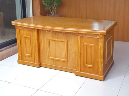 Bàn làm việc đẹp phù hợp mọi không gian