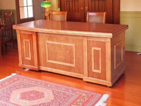 Bàn làm việc thông minh có giá sách