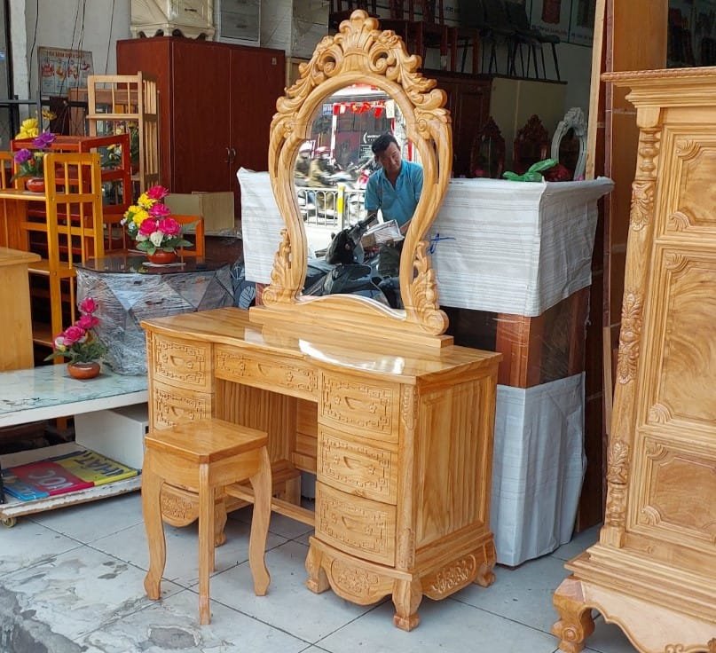 Bàn trang điểm có nhiều ngăn kéo loại nào tốt