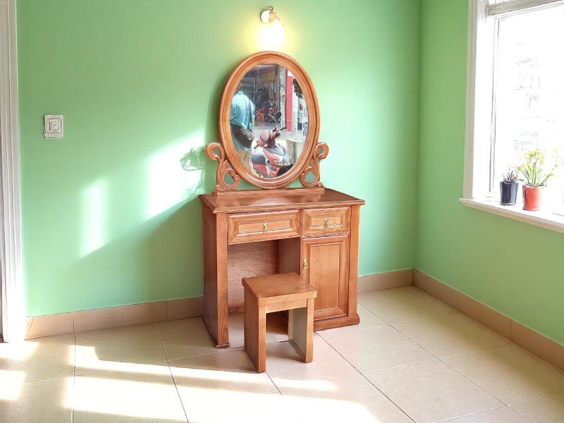 Bàn trang điểm kết hợp bàn làm việc