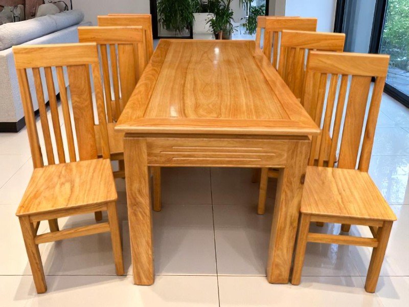 5 bí quyết bảo quản bàn ăn gỗ luôn như mới