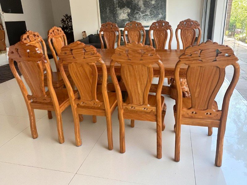 6 cách phối màu bàn ăn gỗ hài hòa sang trọng