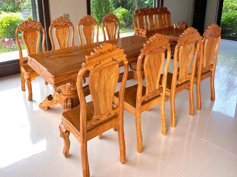 7 lợi ích khi dùng bàn ăn gỗ tự nhiên