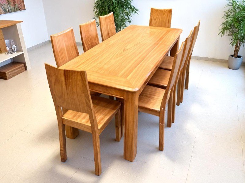 9 Gợi ý chọn bàn ăn phù hợp với mọi không gian