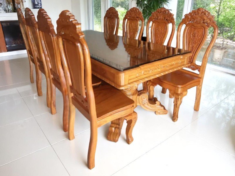 9 Gợi ý chọn bàn ăn phù hợp với mọi không gian