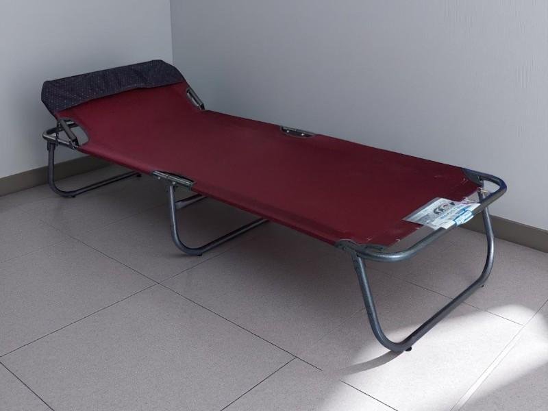 Giường xếp gấp gọn