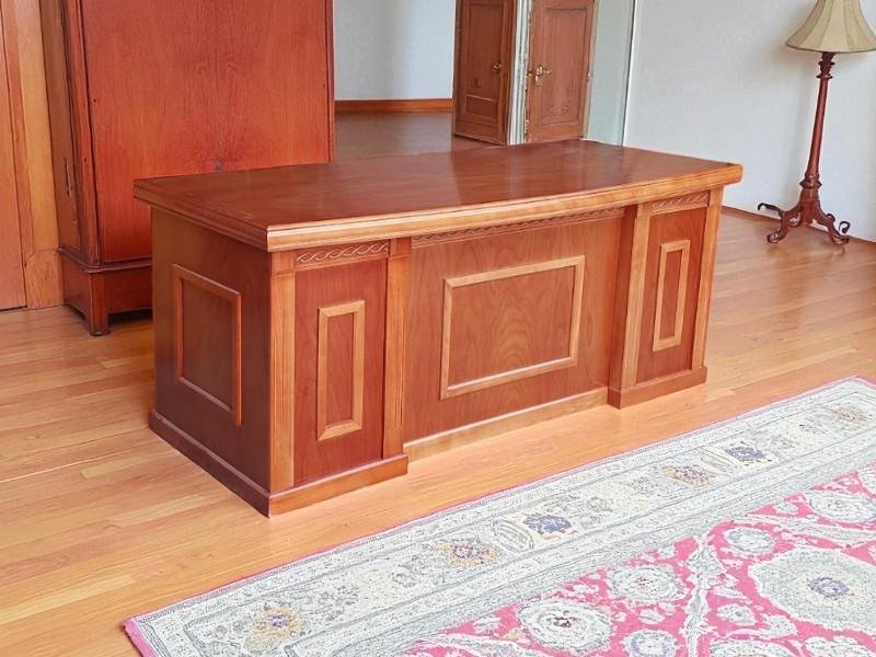 Bàn làm việc giám đốc mua ở đâu