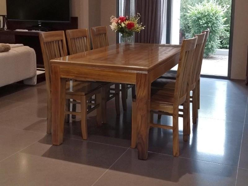 Giá bán bàn ăn gỗ sồi TPHCM