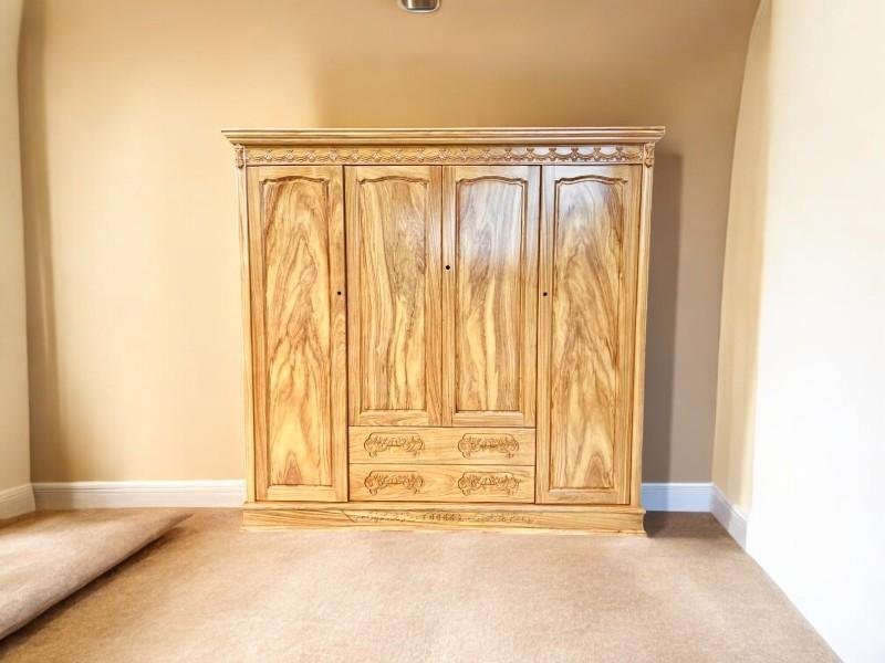 Nơi bán tủ quần áo gần đây