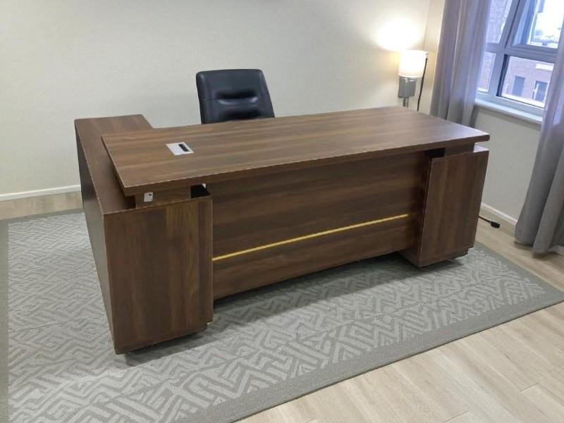 5 mẫu bàn làm việc giám đốc cao cấp sang trọng nhất