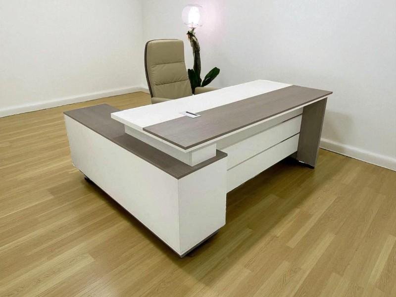 5 mẫu bàn làm việc giám đốc cao cấp sang trọng nhất