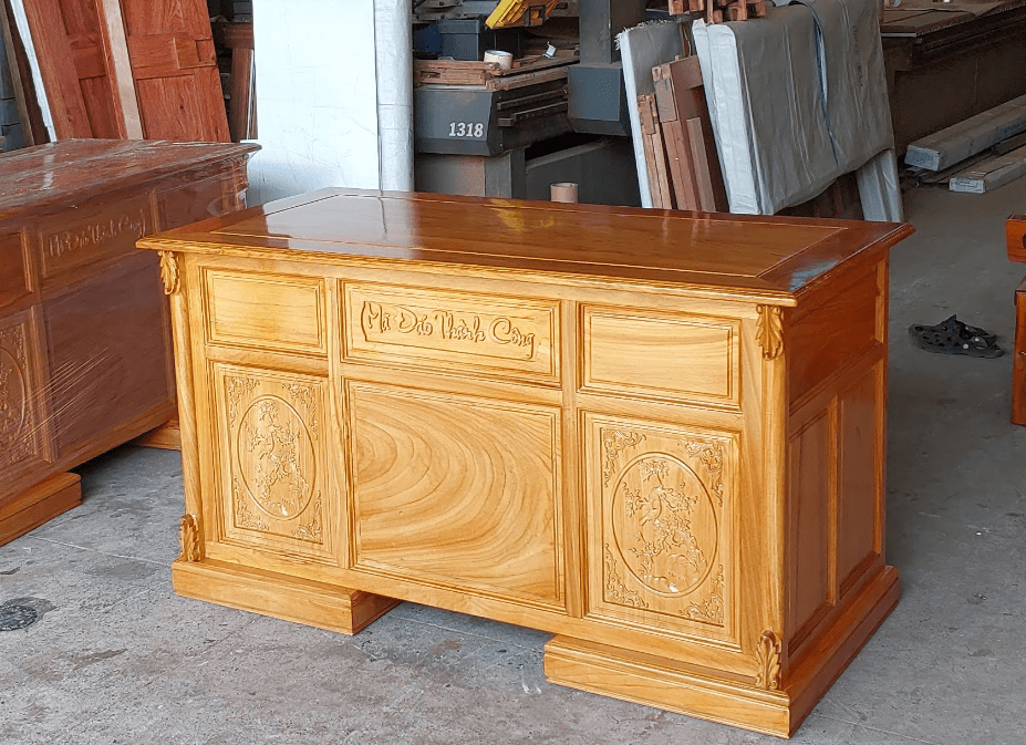 Bàn Làm Việc Ở TPHCM