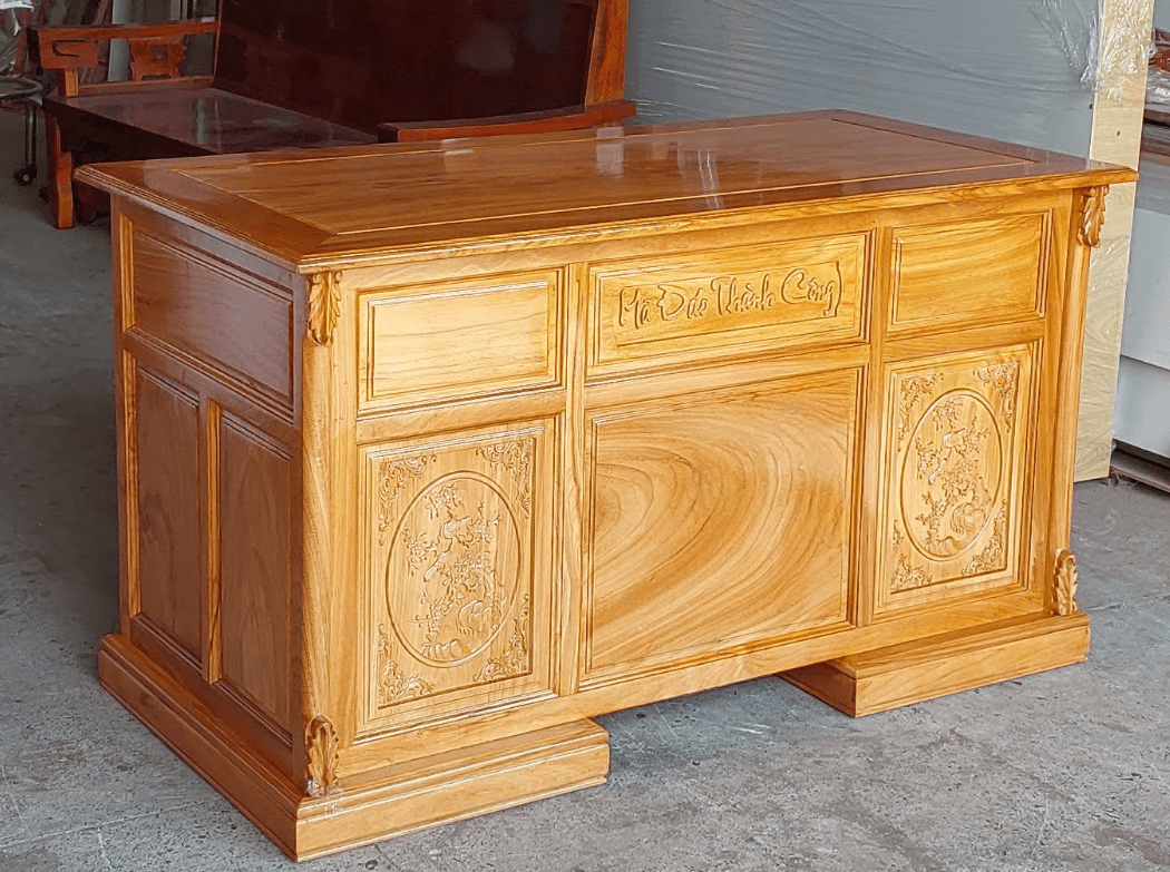 Bàn làm việc gỗ tự nhiên giá bao nhiêu