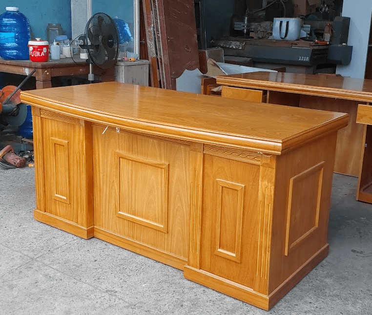 Phong thủy bàn làm việc mệnh kim