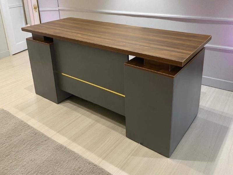 Giá bàn làm việc tại nhà bao nhiêu?