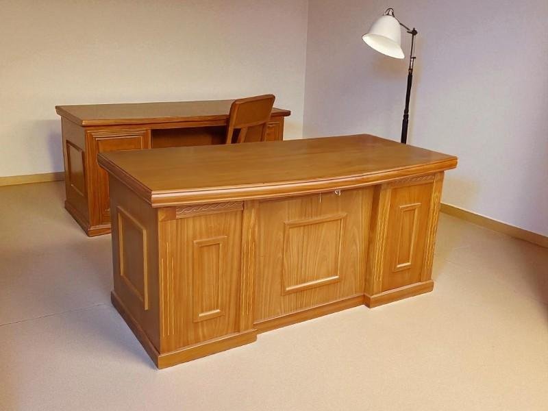 Showroom bàn làm việc tại nhà Đồ Gỗ Thái Bình uy tín