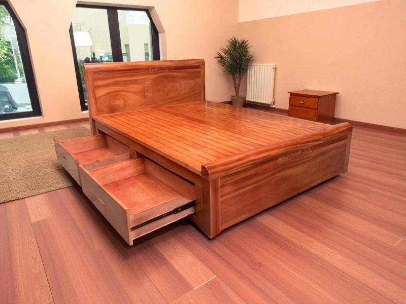 4 mẹo xử lý vết nước trên giường ngủ hiệu quả 100% từ chuyên gia nội thất 1 Giường ngủ gỗ chất lượng