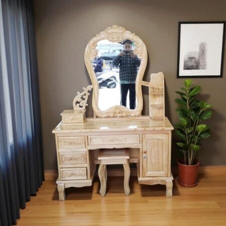 3 lợi ích bàn trang điểm có nhiều ngăn kéo