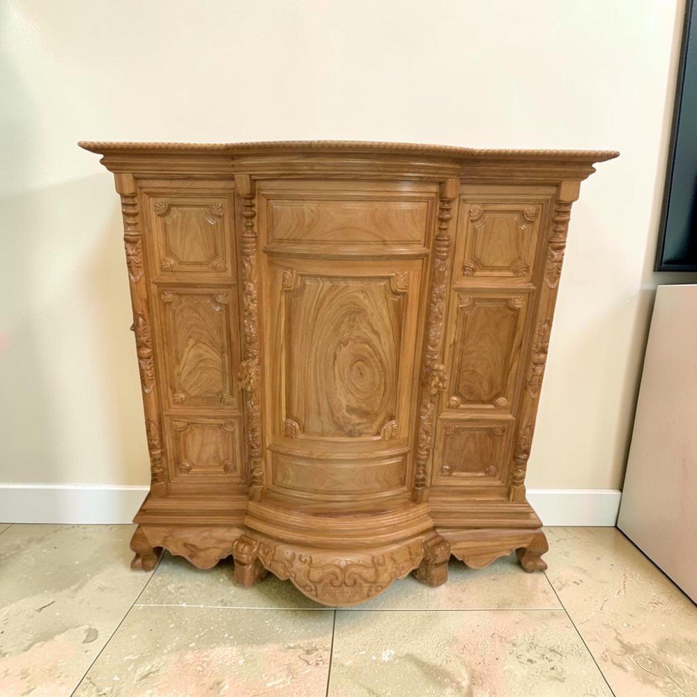 Mẫu bàn thờ gia tiên gỗ hương chạm khắc hoa văn tinh xảo