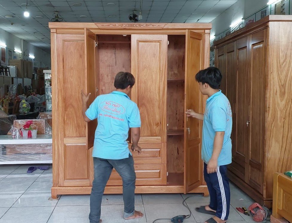 Tủ Quần Áo 4 Cánh Gỗ Tự Nhiên