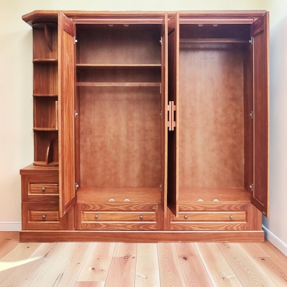 Tủ gỗ 4 cánh gỗ sồi tự nhiên phong cách hiện đại