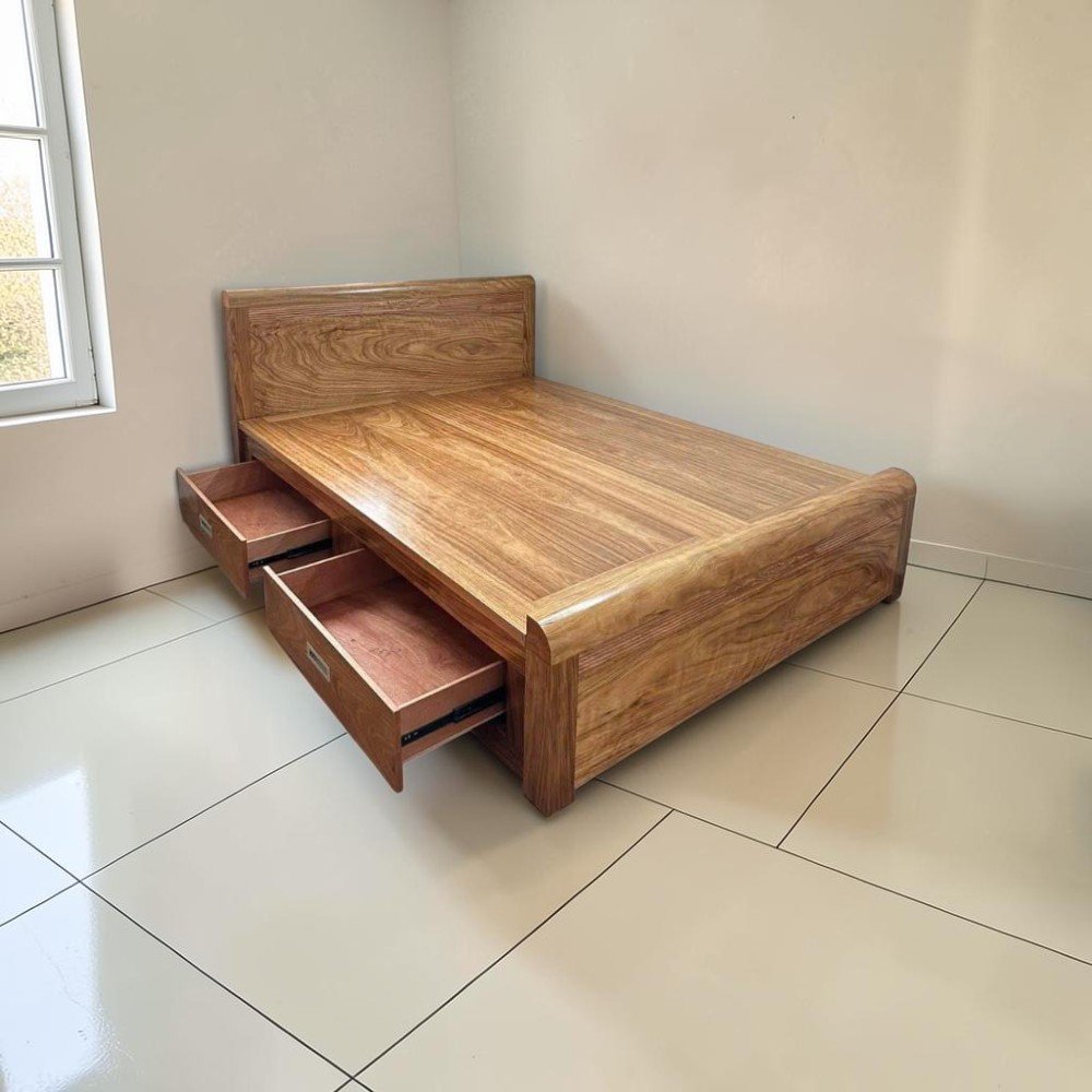 Giường gỗ tự nhiên hiện đại