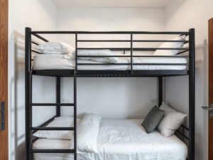 Giường Tầng Sắt Giá Rẻ Cho Bé: Sự Lựa Chọn Hoàn Hảo